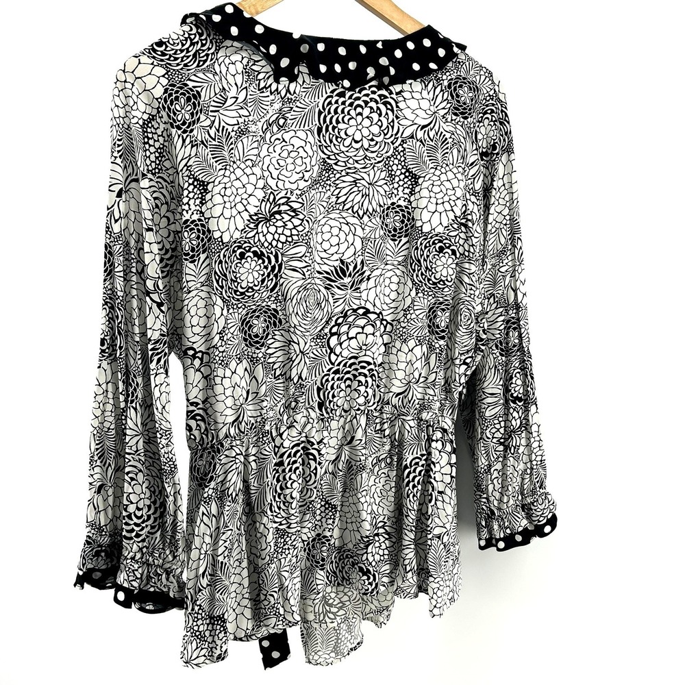Cato Womens XL Black White Floral Polka Dot Ruffle Wrap Cardigan Top New w/Tags - Picture 4 of 4